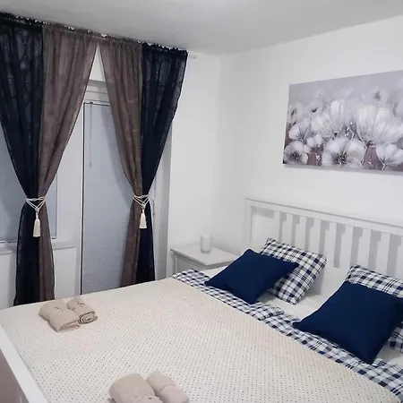 Vila Apartman Kika Apartament *